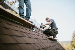 Local Roofers in East Cleveland, OH